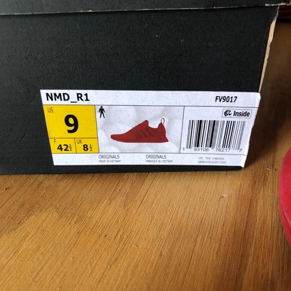 Adidas shoes - Picture 3 of 3